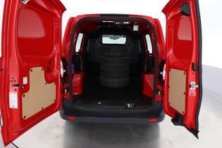 Ford Transit Courier vaihtoauto