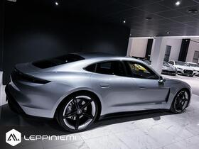 Porsche Taycan vaihtoauto