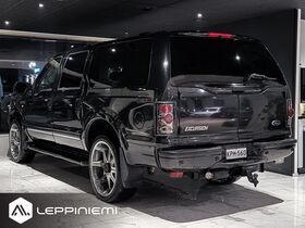 Ford Excursion vaihtoauto
