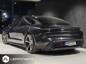 Porsche Taycan vaihtoauto