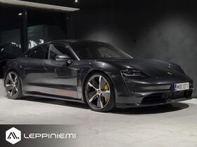 Porsche Taycan vaihtoauto