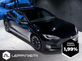 Tesla Model S vaihtoauto