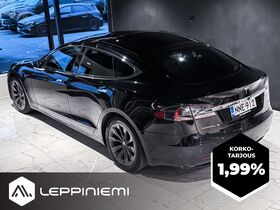Tesla Model S vaihtoauto