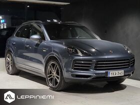 Porsche Cayenne vaihtoauto