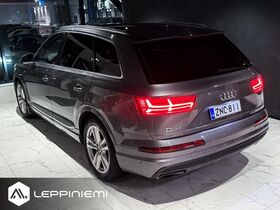 Audi Q7 vaihtoauto