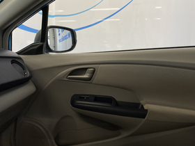 Honda Insight vaihtoauto