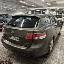 Toyota Avensis vaihtoauto