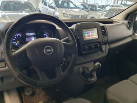 Opel Vivaro vaihtoauto