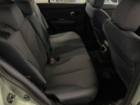 Nissan Tiida vaihtoauto