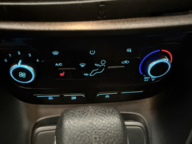 Ford Transit Connect vaihtoauto