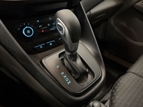 Ford Transit Connect vaihtoauto