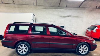 Volvo V70 vaihtoauto