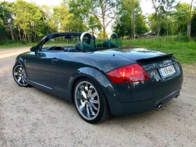 Audi TT vaihtoauto
