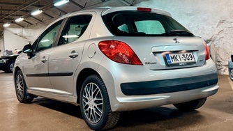 Peugeot 207 vaihtoauto