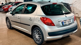 Peugeot 207 vaihtoauto