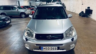 Toyota RAV4 vaihtoauto