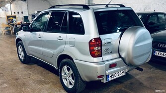 Toyota RAV4 vaihtoauto