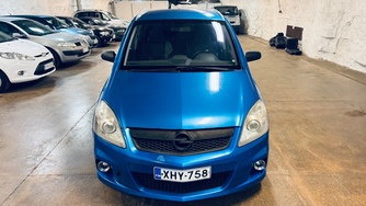 Opel Zafira vaihtoauto