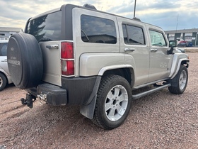 Hummer H3 vaihtoauto