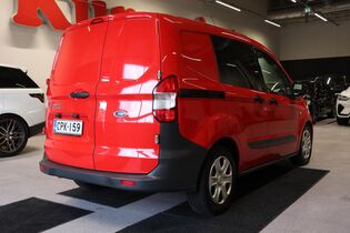 Ford Transit Courier vaihtoauto