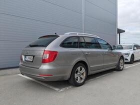 Skoda Superb vaihtoauto