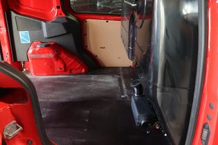 Ford Transit Courier vaihtoauto