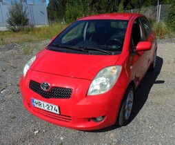 Toyota Yaris vaihtoauto