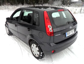 Ford Fiesta vaihtoauto