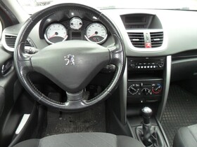 Peugeot 207 vaihtoauto