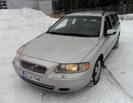 Volvo V70 vaihtoauto