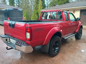 Nissan NP300 vaihtoauto