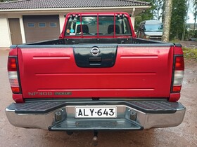 Nissan NP300 vaihtoauto