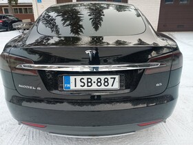 Tesla Model S vaihtoauto