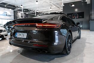 Porsche Panamera vaihtoauto