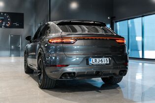 Porsche Cayenne vaihtoauto