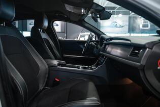 Jaguar XF vaihtoauto