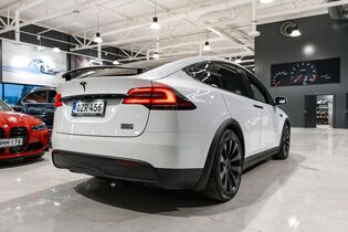 Tesla Model X vaihtoauto