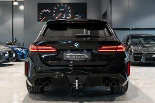 BMW M5 vaihtoauto