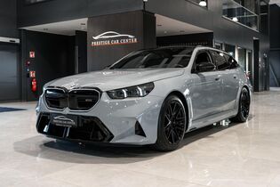 BMW M5 vaihtoauto