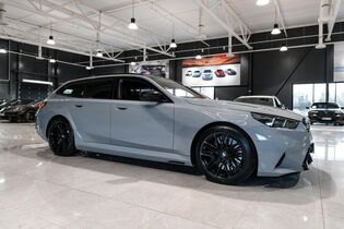 BMW M5 vaihtoauto
