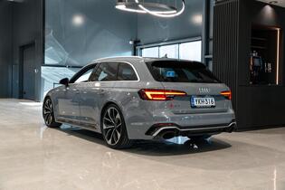 Audi RS4 vaihtoauto