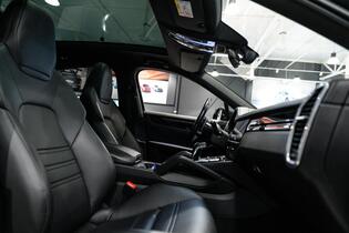 Porsche Cayenne vaihtoauto