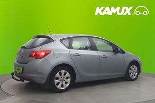 Opel Astra vaihtoauto