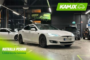 Tesla Model S vaihtoauto