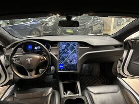 Tesla Model S vaihtoauto