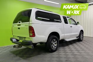 Toyota Hilux vaihtoauto