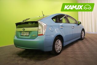 Toyota Prius PHEV vaihtoauto