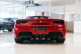 Ferrari 488 vaihtoauto