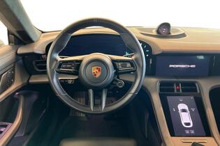 Porsche Taycan vaihtoauto
