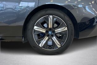 BMW iX vaihtoauto